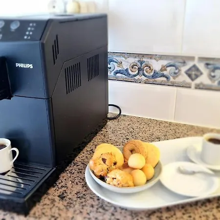 Jasmine Next To Meia *